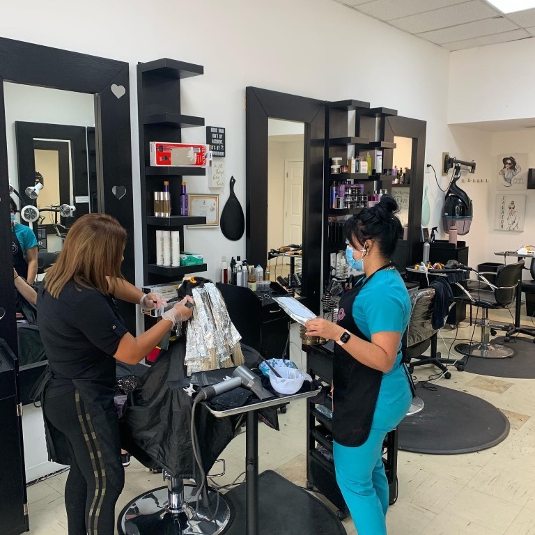 Beauty Salon providing the Best Hair Services in Tampa, FL